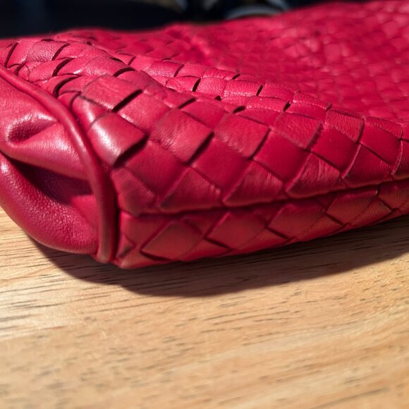 Womens Bottega Veneta Red Intrecciato Leather Clutch Handbag COLOR: RED ZIPPER C - Picture 16 of 16